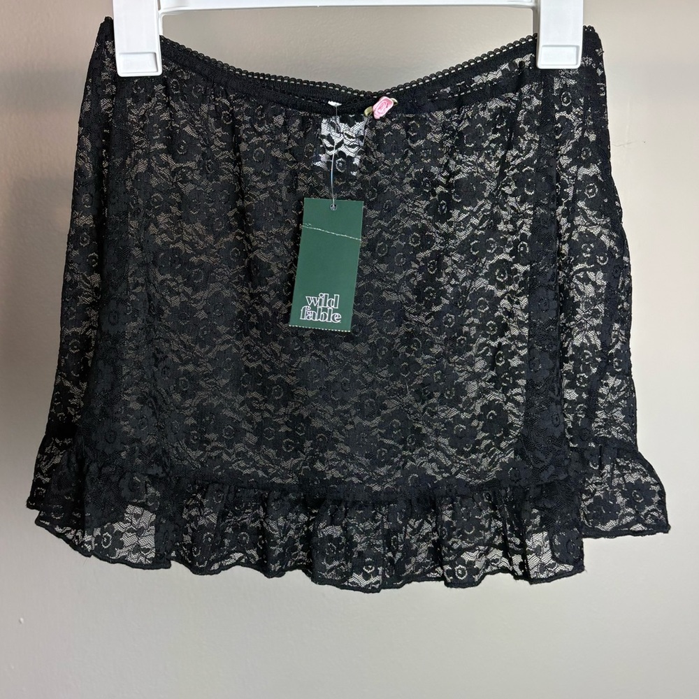 Wild fable Lace Mini Skirt with ruffles M